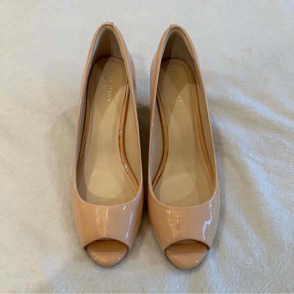 Cole Haan Women's Blush Nude Patent Peep Toe Heels - Picture 1 of 10